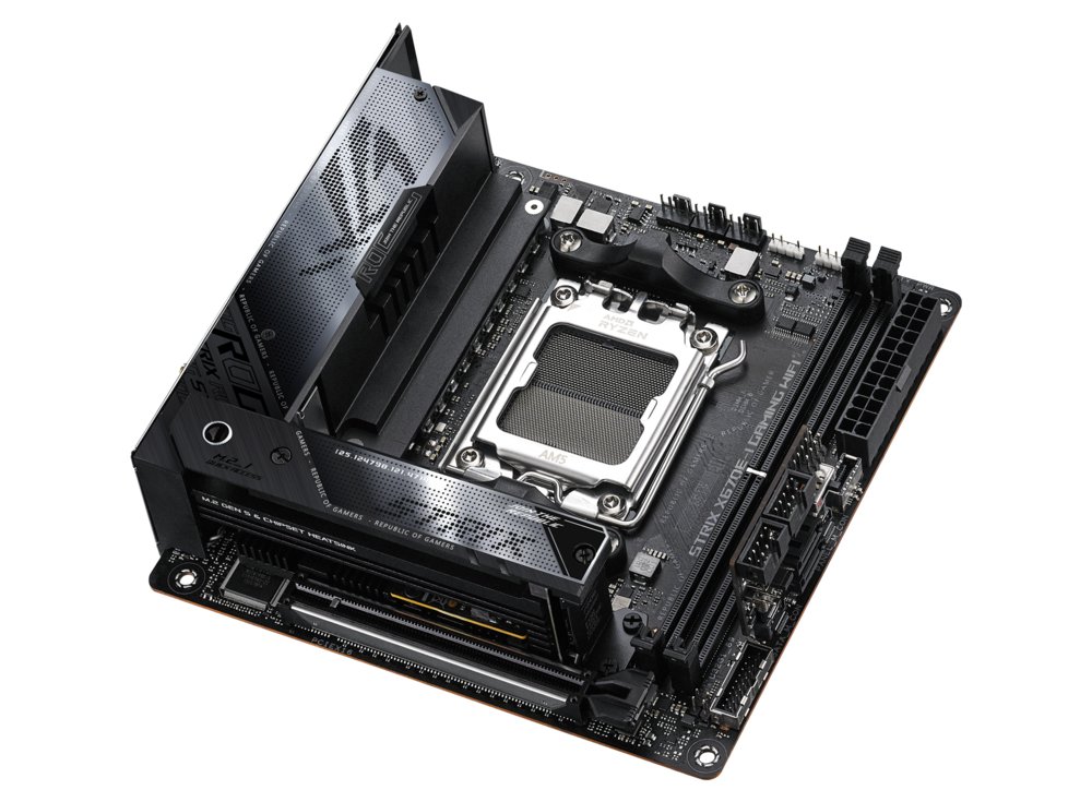 ASUS ROG STRIX X670E-I GAMING WIFI AMD X670 Socket AM5 mini ITX – 4