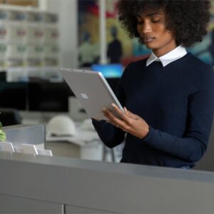 Microsoft Surface Go 2 | 10.5" Touch (1920x1280) | Intel Pentium Gold 4425Y | 4GB RAM | 64GB eMMC | Windows 10 Professional | Zilver | OPEN BOX - Afbeelding 14